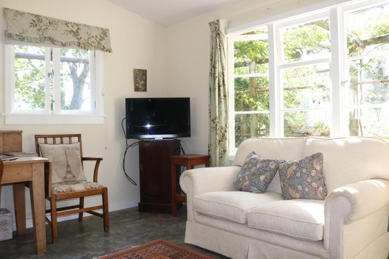 The Leafy Flat Appartement Havelock North Buitenkant foto